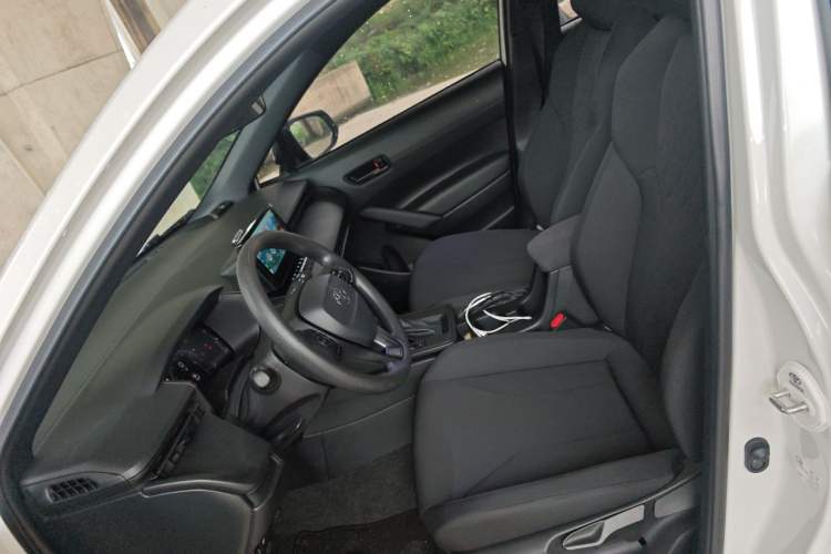 Used Toyota Corolla Cross 2026 Model 2.0L Pioneer Edition Left Front Seat