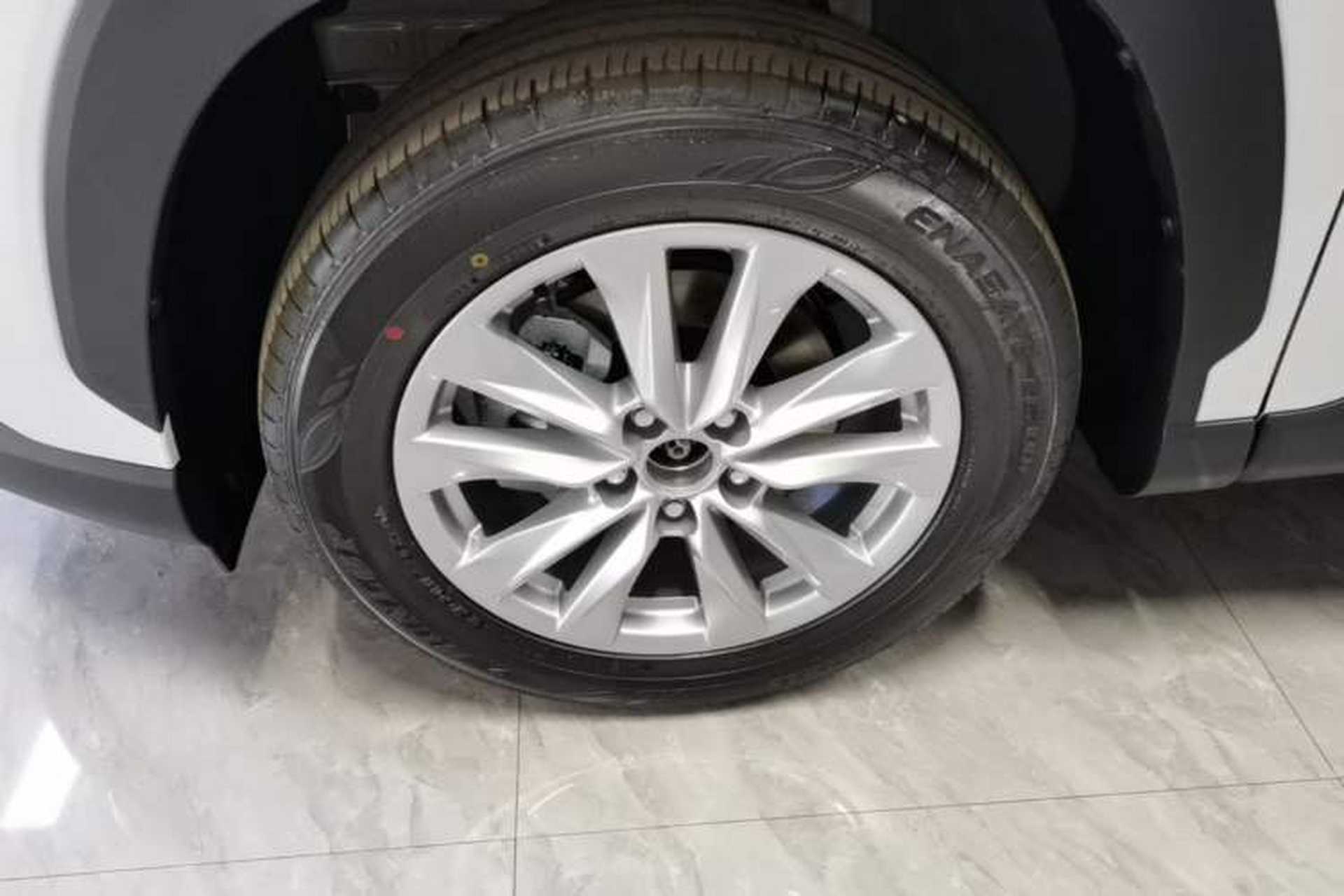 Used Toyota Corolla Cross 2026 Model 2.0L Pioneer Edition Left Front Wheel Hub