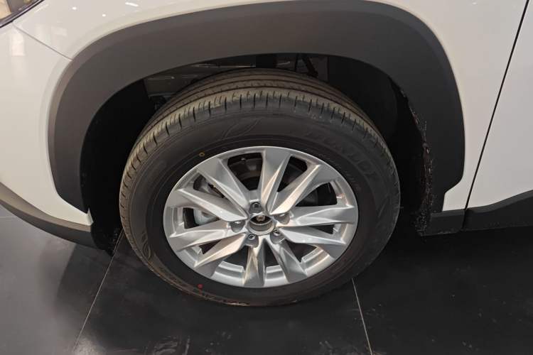 Used Toyota Corolla Cross 2026 Model 2.0L Pioneer Edition Left Front Wheel Hub
