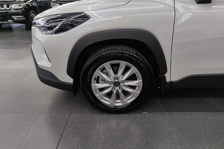 Used Toyota Corolla Cross 2026 Model 2.0L Pioneer Edition Left Front Wheel Hub