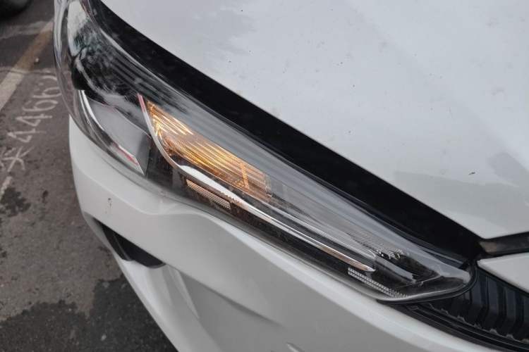 Used Toyota Corolla Cross 2026 Model 2.0L Pioneer Edition Right Front Headlight