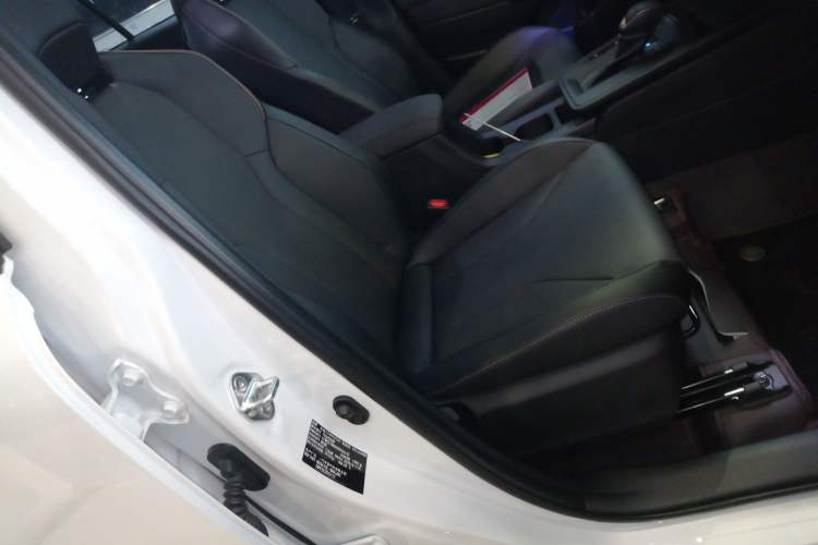 Used Toyota Corolla Cross 2026 Model 2.0L Elite Edition Right Front Seat