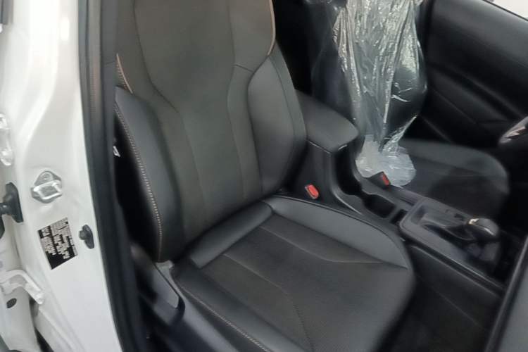 Used Toyota Corolla Cross 2026 Model 2.0L Elite Edition Right Front Seat
