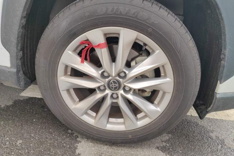 Used Toyota Corolla Cross 2026 Model 2.0L Pioneer Edition Right Front Wheel Hub
