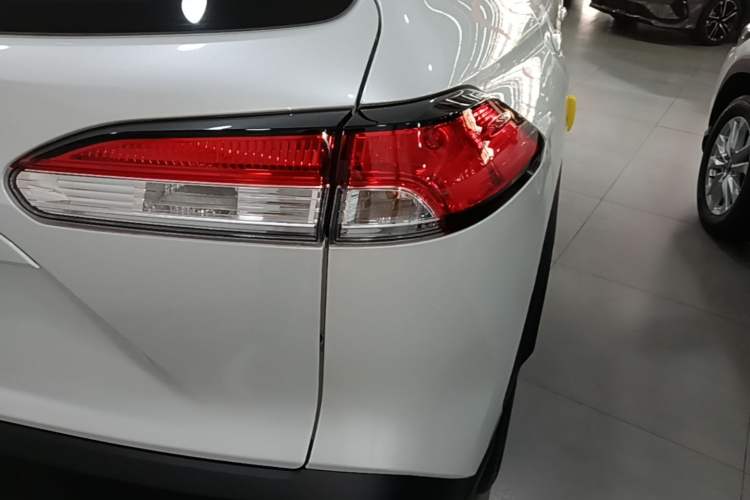 Used Toyota Corolla Cross 2026 Model 2.0L Elite Edition Right Rear Taillight