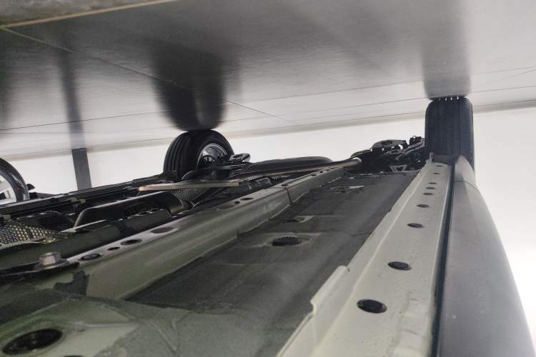 Used Toyota Corolla Cross 2026 Model 2.0L Elite Edition Right Side Sill