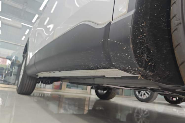 Used Toyota Corolla Cross 2026 Model 2.0L Pioneer Edition Right Side Sill