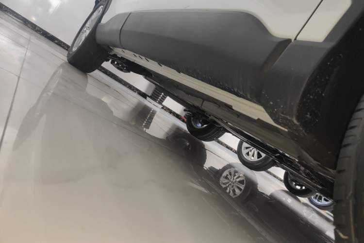 Used Toyota Corolla Cross 2026 Model 2.0L Pioneer Edition Right Side Sill