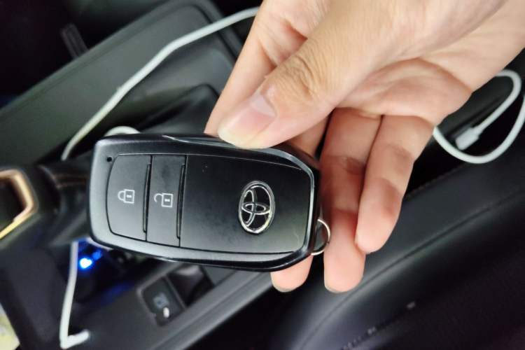 Used Toyota Corolla Cross 2026 Model 2.0L Elite Edition Vehicle Key