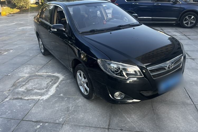 Used Toyota Corolla EX 2013 1.6L Automatic Excellence Edition Exterior 2