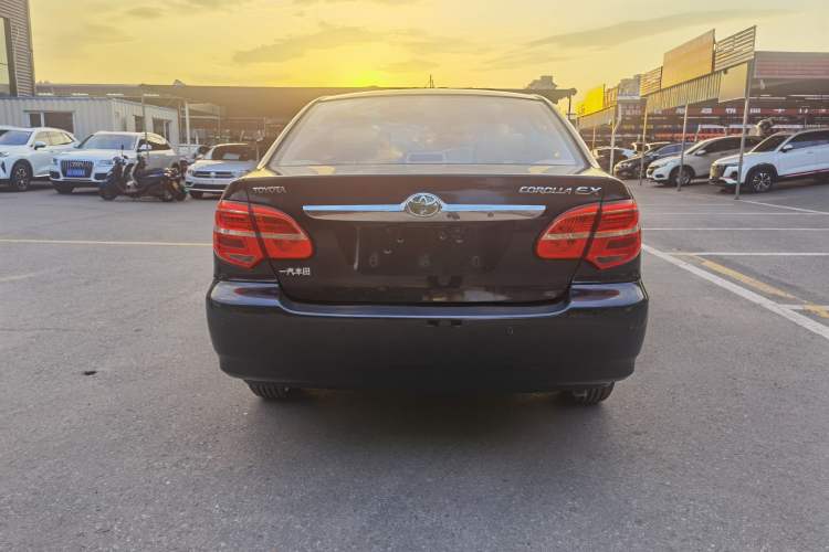 Used Toyota Corolla EX 2013 1.6L Automatic Luxury Edition Exterior 4
