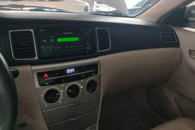 Used Toyota Corolla EX 2013 1.6L Automatic Excellence Edition Audio And AC Panel