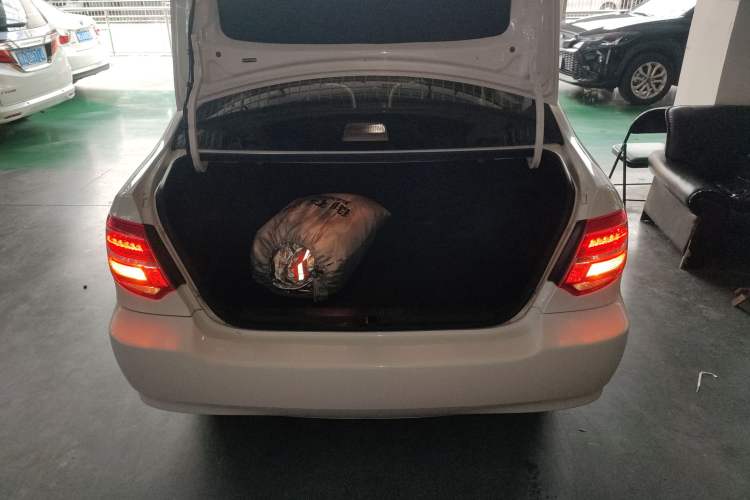 Used Toyota Corolla EX 2013 1.6L Automatic Excellence Edition Trunk