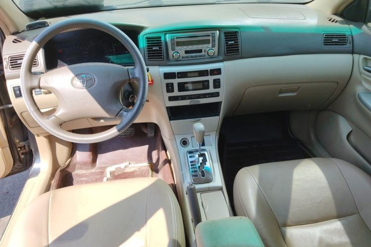 Used Toyota Corolla EX 2004 1.8L Automatic GLX-i Center Console