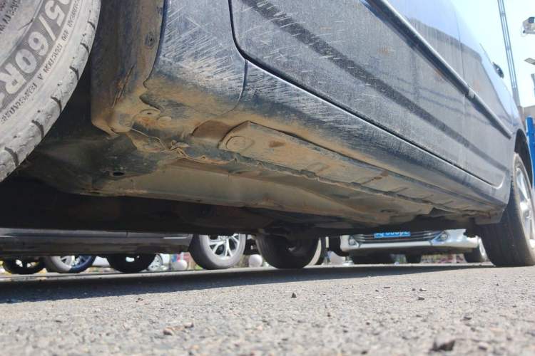 Used Toyota Corolla EX 2004 1.8L Automatic GLX-i Chassis Front Left