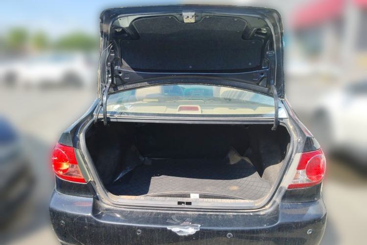 Used Toyota Corolla EX 2004 1.8L Automatic GLX-i Trunk