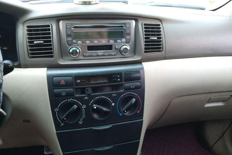 Used Toyota Corolla EX 2004 1.8L Automatic GL-i Audio And AC Panel