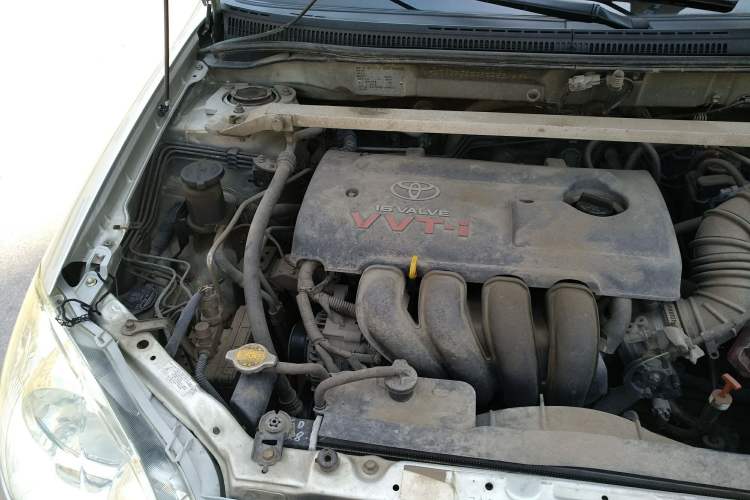 Used Toyota Corolla EX 2004 1.8L Automatic GL-i Engine Bay Right