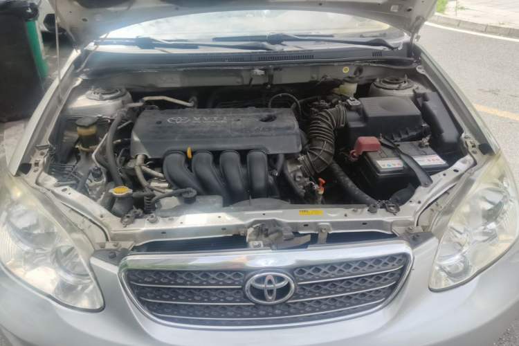 Used Toyota Corolla EX 2004 1.8L Automatic GL-i Engine Bay