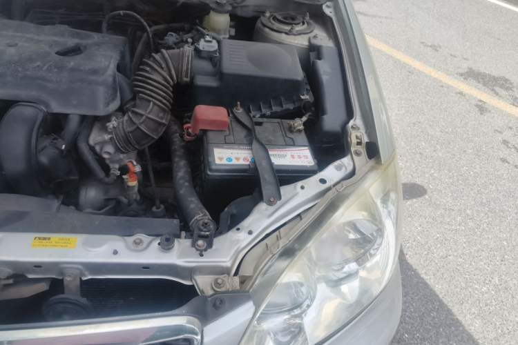 Used Toyota Corolla EX 2004 1.8L Automatic GL-i Engine Bay Left
