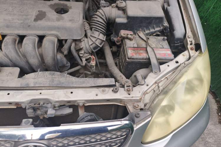 Used Toyota Corolla EX 2004 1.8L Automatic GL-i Engine Bay Left
