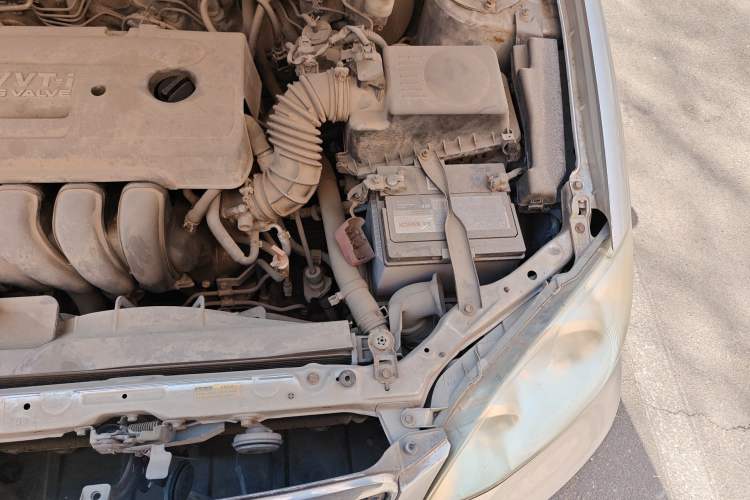 Used Toyota Corolla EX 2004 1.8L Automatic GLX-i Engine Bay Left