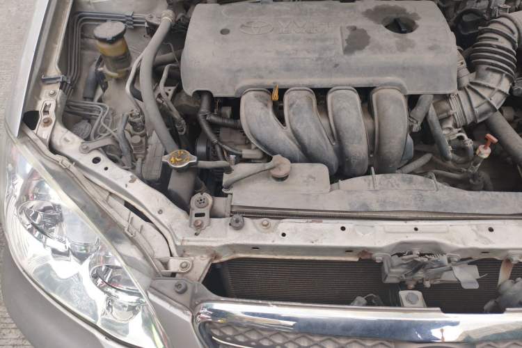 Used Toyota Corolla EX 2004 1.8L Automatic GL-i Engine Bay Right