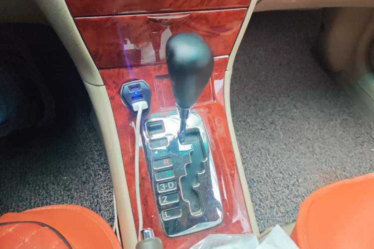 Used Toyota Corolla EX 2004 1.8L Automatic GLX-i Gear Lever