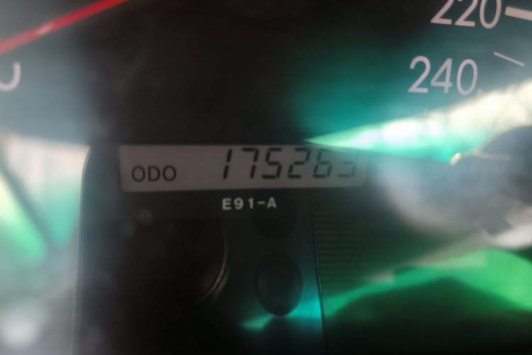 Used Toyota Corolla EX 2004 1.8L Automatic GL-i Odometer Close Up
