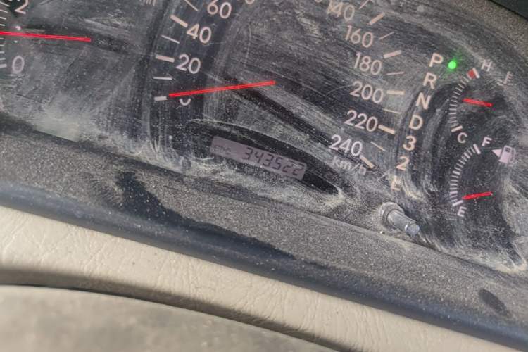 Used Toyota Corolla EX 2004 1.8L Automatic GL-i Odometer Close Up