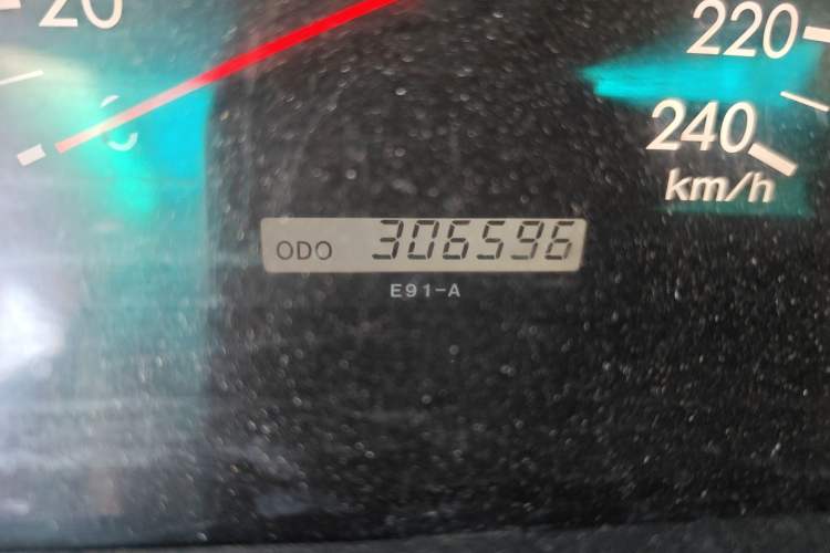 Used Toyota Corolla EX 2004 1.8L Automatic GLX-i Odometer Close Up