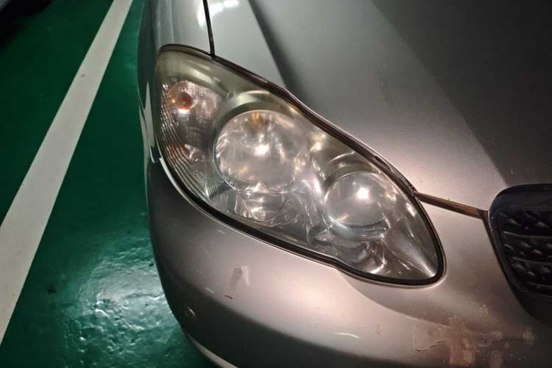 Used Toyota Corolla EX 2004 1.8L Manual GLX-i Right Front Headlight