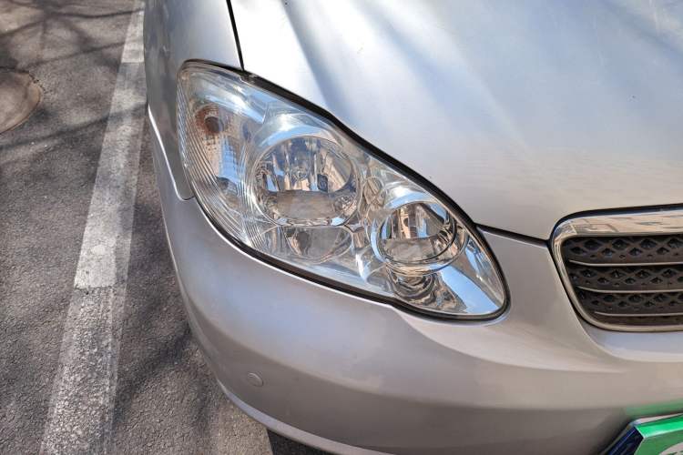 Used Toyota Corolla EX 2004 1.8L Automatic GLX-i Right Front Headlight