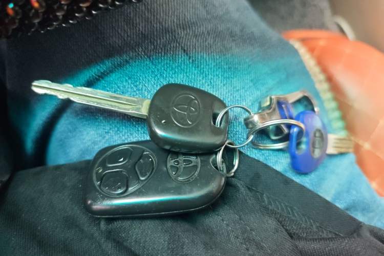 Used Toyota Corolla EX 2004 1.8L Automatic GLX-i Vehicle Key