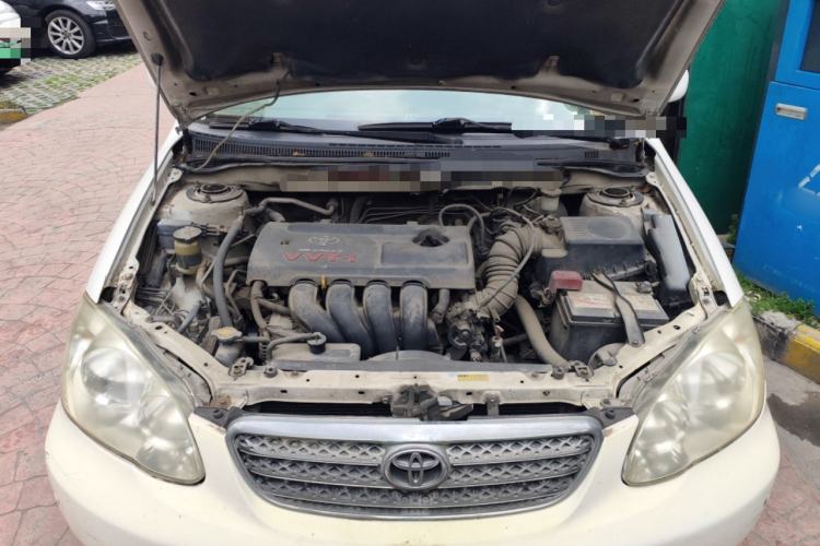 Used Toyota Corolla EX 2004 1.8L Automatic GLX-i Engine Bay