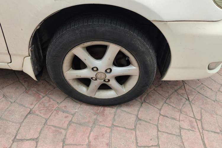 Used Toyota Corolla EX 2004 1.8L Automatic GLX-i Right Front Wheel Hub