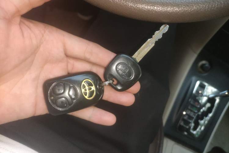 Used Toyota Corolla EX 2007 1.6L Automatic G Vehicle Key