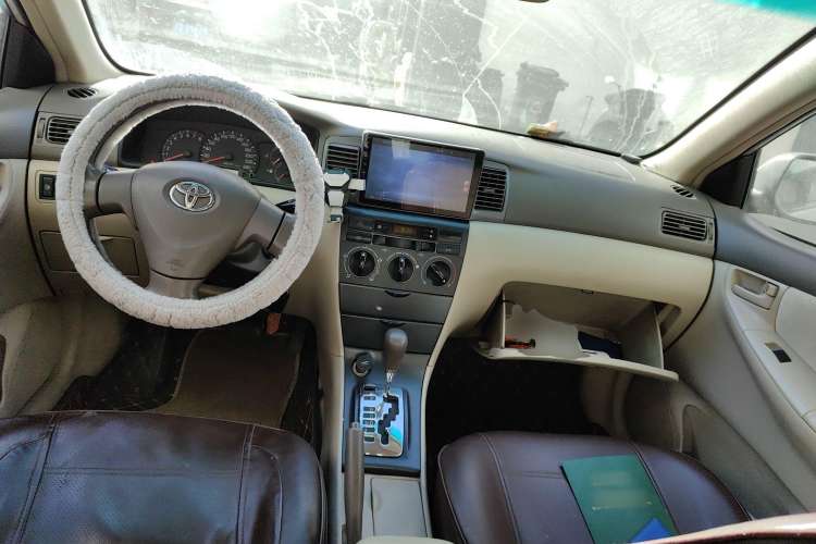 Used Toyota Corolla EX 2007 1.6L Automatic G Center Console