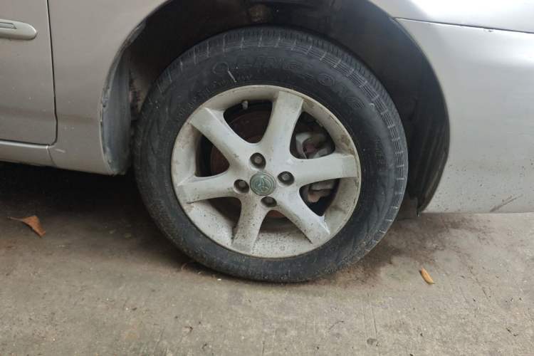Used Toyota Corolla EX 2007 1.6L Automatic G Right Front Wheel Hub