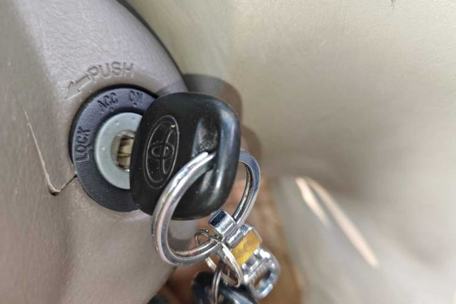 Used Toyota Corolla EX 2007 1.6L Manual G Vehicle Key