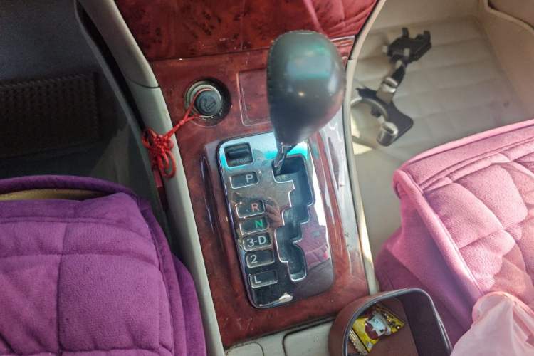 Used Toyota Corolla EX 2007 1.8L Automatic GLX-i Special Edition Gear Lever