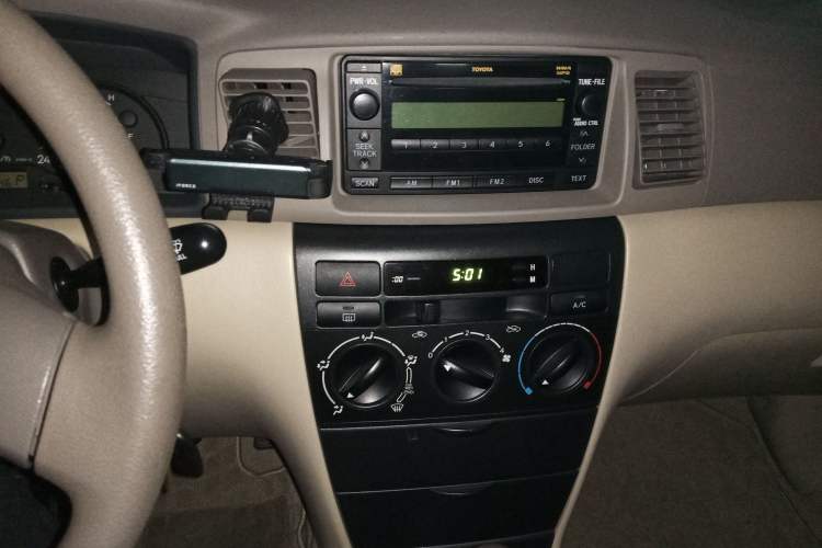 Used Toyota Corolla EX 2009 1.6L Automatic G Special Edition Audio And AC Panel
