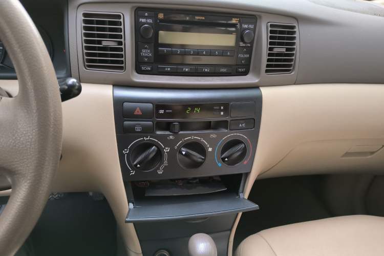 Used Toyota Corolla EX 2009 1.6L Automatic G Special Edition Audio And AC Panel