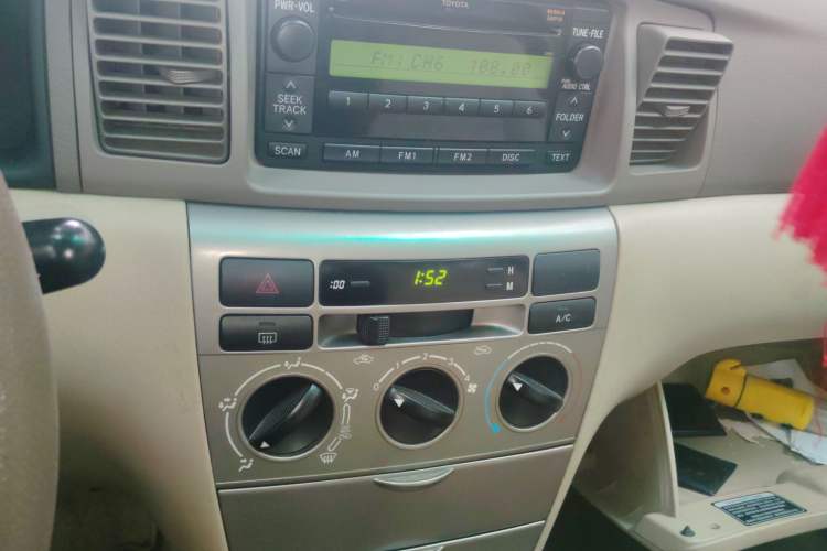 Used Toyota Corolla EX 2009 1.6L Automatic Deluxe Edition Audio And AC Panel