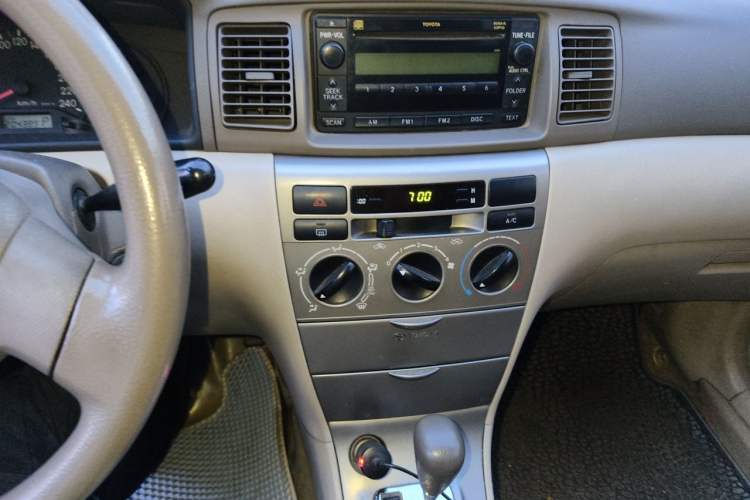 Used Toyota Corolla EX 2009 1.6L Automatic Deluxe Edition Audio And AC Panel