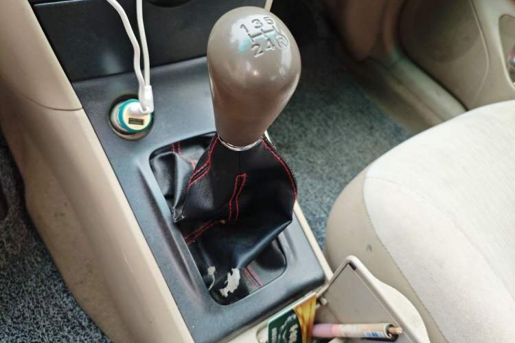 Used Toyota Corolla EX 2009 1.6L Manual Special Offer Edition Gear Lever
