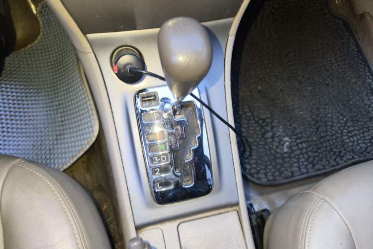 Used Toyota Corolla EX 2009 1.6L Automatic Deluxe Edition Gear Lever