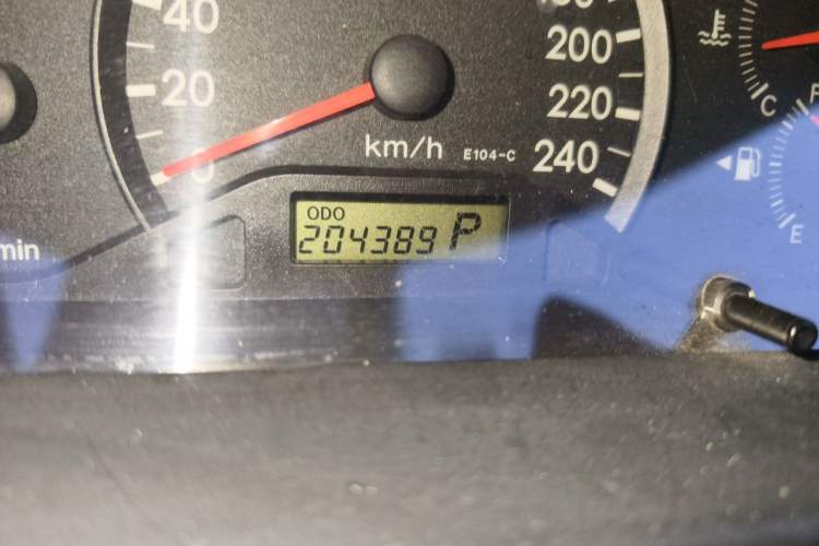 Used Toyota Corolla EX 2009 1.6L Automatic Deluxe Edition Odometer Close Up