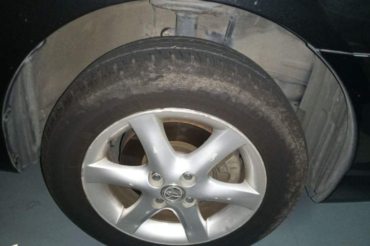 Used Toyota Corolla EX 2009 1.6L Automatic G Special Edition Right Front Wheel Hub
