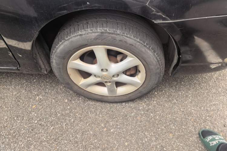 Used Toyota Corolla EX 2009 1.6L Automatic G Special Edition Right Front Wheel Hub
